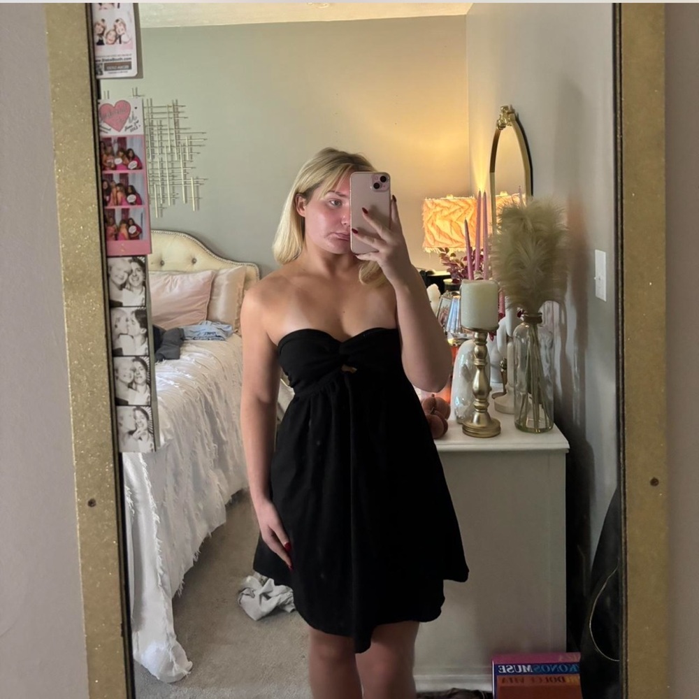 Black strapless dress